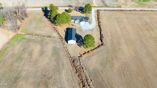 1503 Honrine Road, Clinton, NC 28328