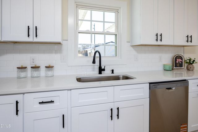 1503 Honrine Road, Clinton, NC 28328