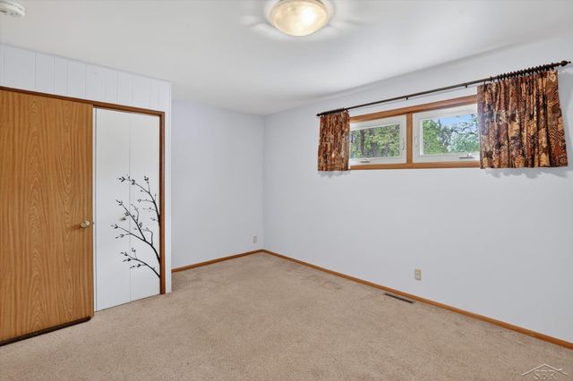 1603 Clover Lane, Midland, MI 48640