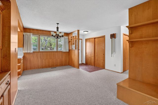 1603 Clover Lane, Midland, MI 48640