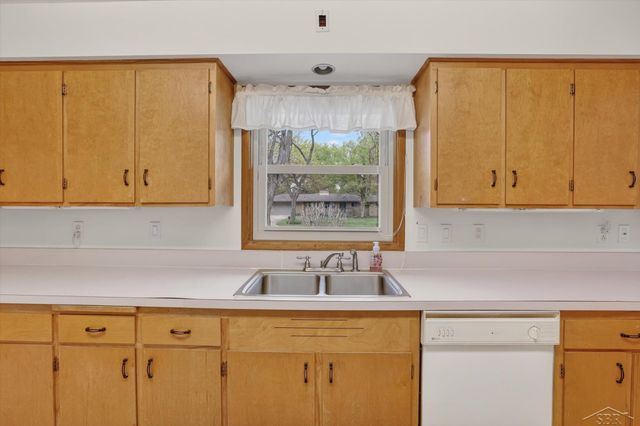 1603 Clover Lane, Midland, MI 48640