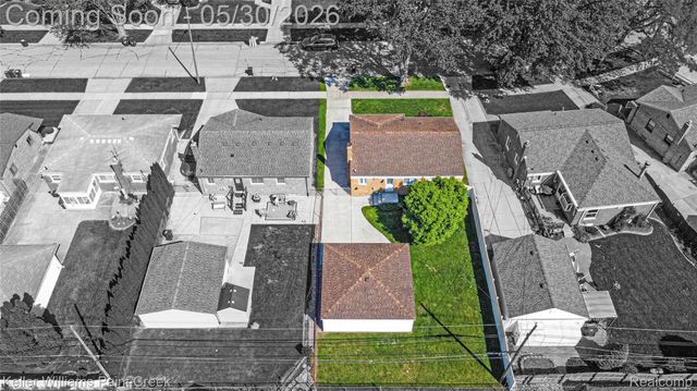21530 Willow Wisp Street, St. Clair Shores, MI 48082
