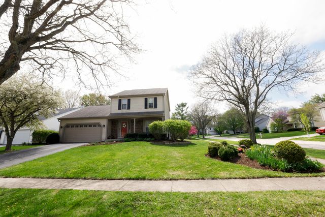 608 Thackeray Lane, Fox River Grove, IL 60021