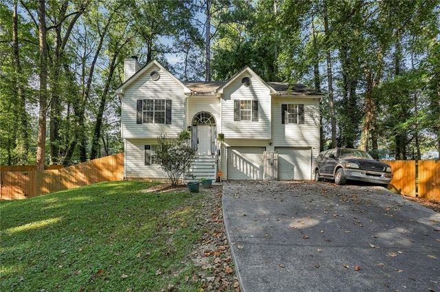 1568 Pine Circle, Austell, GA 30168