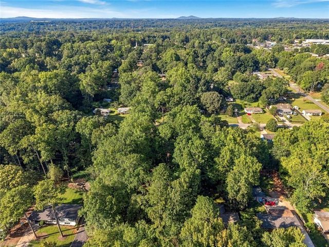 1568 Pine Circle, Austell, GA 30168
