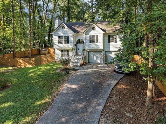 1568 Pine Circle, Austell, GA 30168