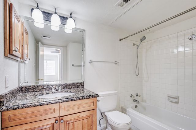 5640 Cedar Creek Drive, Benbrook, TX 76109