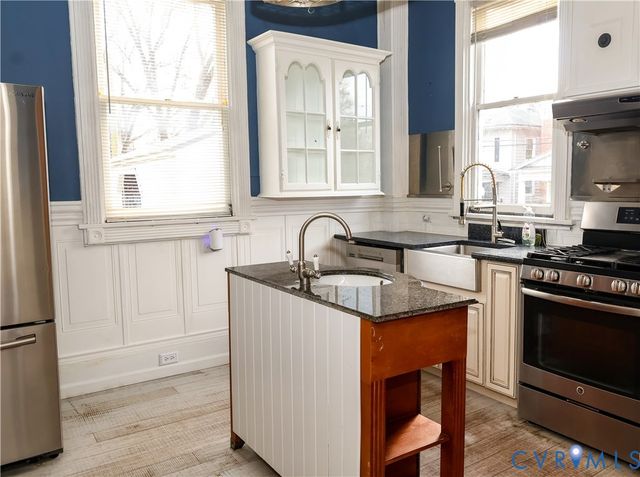 302 E Fillmore St, Petersburg, VA 23803