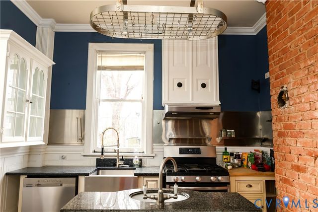 302 E Fillmore St, Petersburg, VA 23803