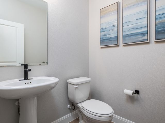 104 Keswick ST, Liberty Hill, TX 78642