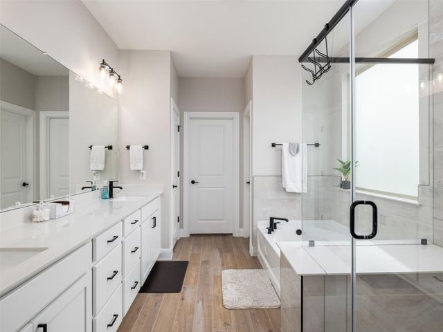 104 Keswick ST, Liberty Hill, TX 78642