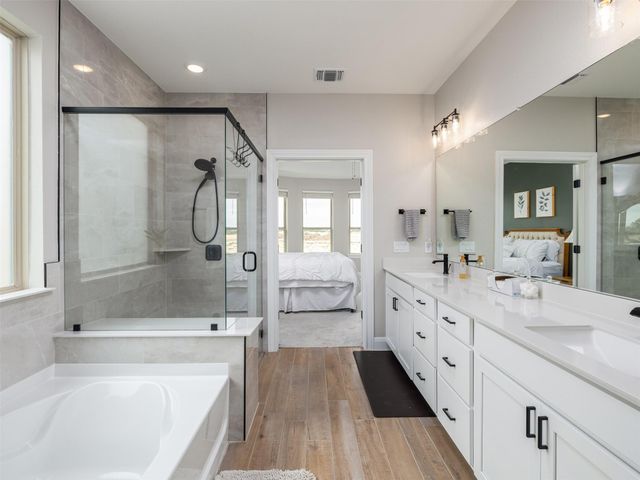 104 Keswick ST, Liberty Hill, TX 78642