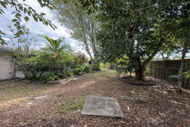 11110 SW 153rd St, Miami, FL 33157