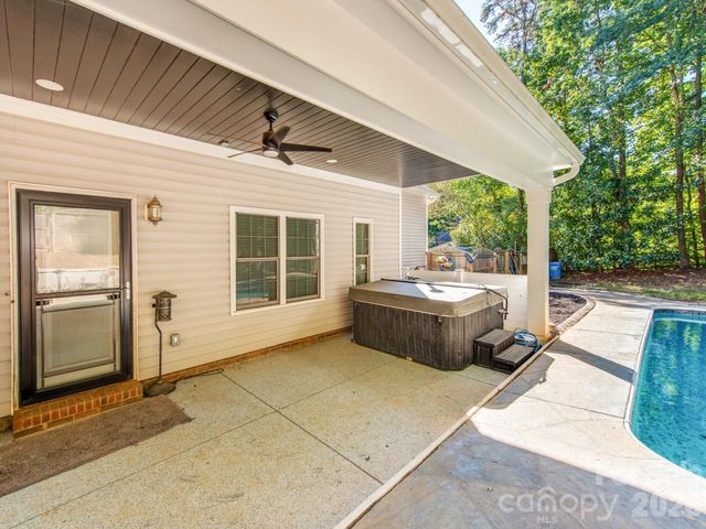 7313 Hannah Alexander Lane, Mint Hill, NC 28227