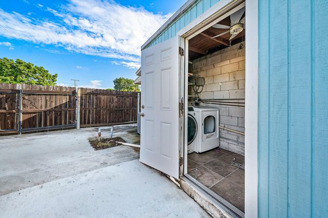 1446 W Jennings Street, Lantana, FL 33462