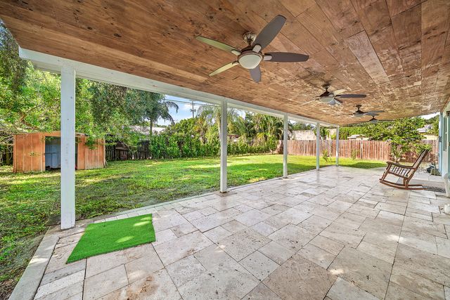 1446 W Jennings Street, Lantana, FL 33462