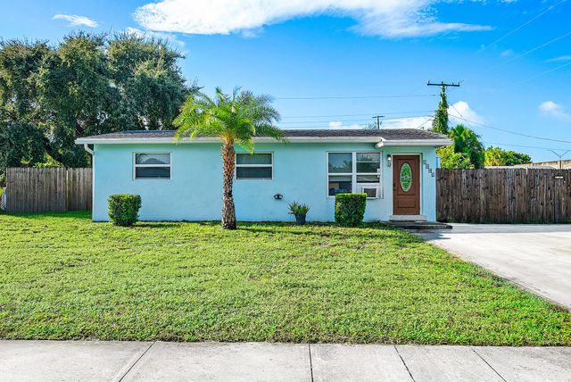 1446 W Jennings Street, Lantana, FL 33462