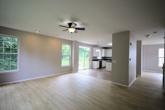 771 S Sienna Drive, Round Lake, IL 60073