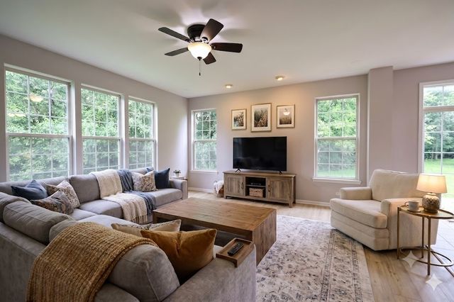 771 S Sienna Drive, Round Lake, IL 60073