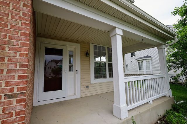 771 S Sienna Drive, Round Lake, IL 60073