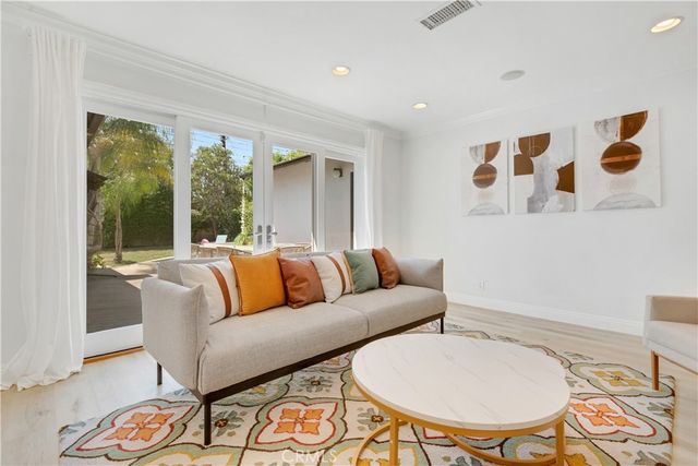 4901 Ethel Avenue, Sherman Oaks, CA 91423