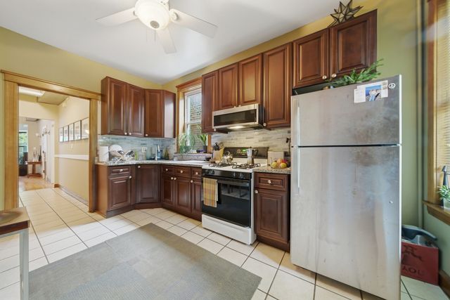 2436 N Albany Avenue, Chicago, IL 60647
