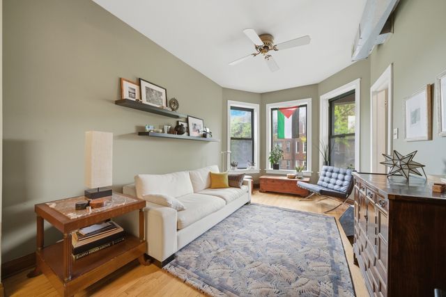 2436 N Albany Avenue, Chicago, IL 60647