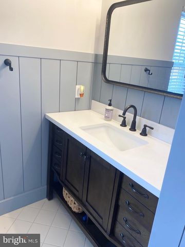 500 COBBLESTONE CT, Egg Harbor Township, NJ 08234