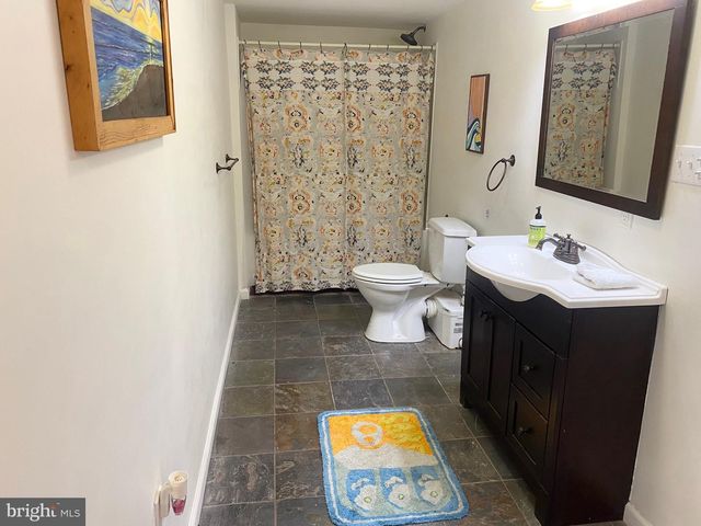 500 COBBLESTONE CT, Egg Harbor Township, NJ 08234