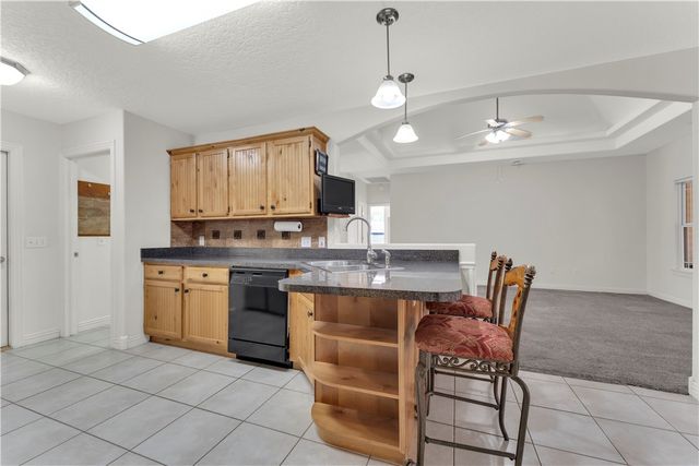 545 Red Oak Street, Gentry, AR 72734