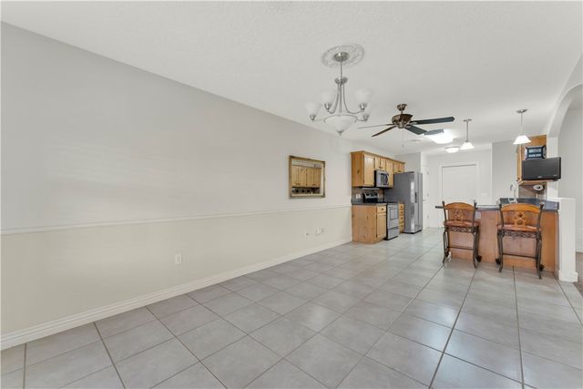 545 Red Oak Street, Gentry, AR 72734