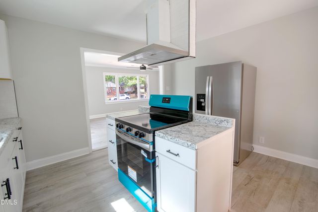 1302 Westwood Avenue W, Wilson, NC 27893