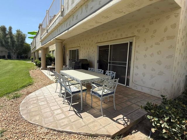 326 Vista Royale Drive, Palm Desert, CA 92211