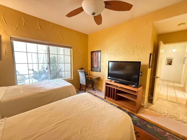 326 Vista Royale Drive, Palm Desert, CA 92211