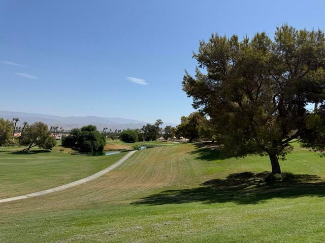 326 Vista Royale Drive, Palm Desert, CA 92211