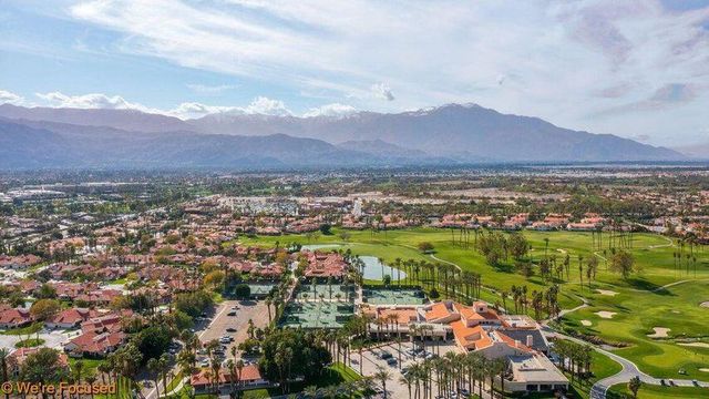 326 Vista Royale Drive, Palm Desert, CA 92211