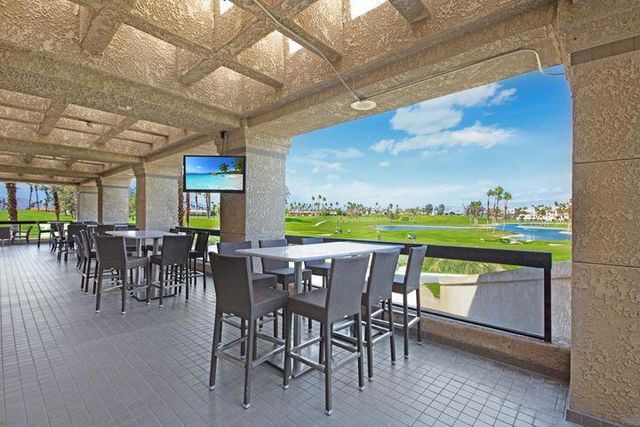 326 Vista Royale Drive, Palm Desert, CA 92211