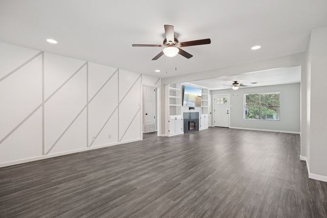 713 Galbraith Ave, Kerrville, TX 78028