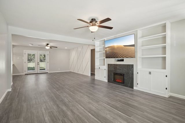 713 Galbraith Ave, Kerrville, TX 78028