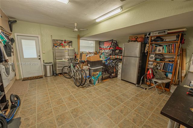 11400 Tara Dr, Plantation, FL 33325