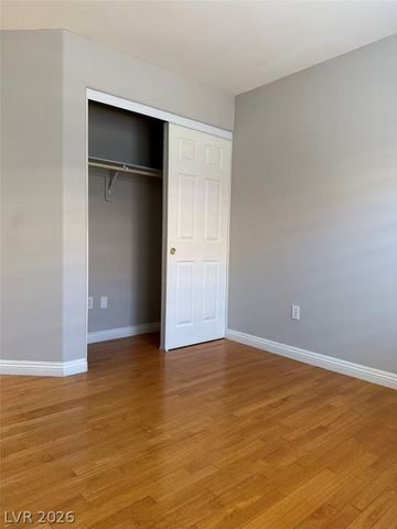 538 Los Hermanos Street, Las Vegas, NV 89144