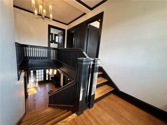 1615 Main Street, Lexington, MO 64067