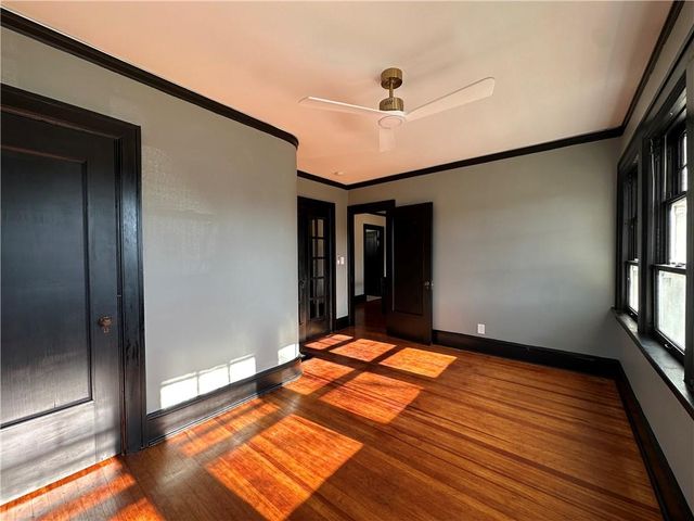 1615 Main Street, Lexington, MO 64067