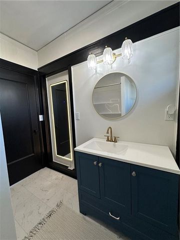 1615 Main Street, Lexington, MO 64067