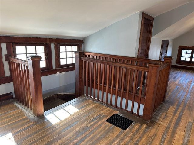 1615 Main Street, Lexington, MO 64067