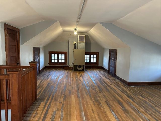 1615 Main Street, Lexington, MO 64067