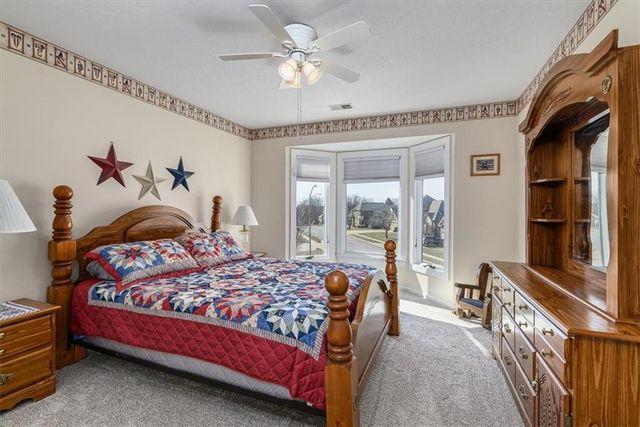 1300 NE 93rd Terrace, Kansas City, MO 64155