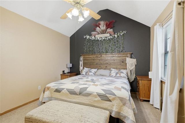 512 NE Brookwood Circle D, Blue Springs, MO 64014