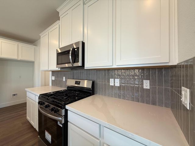 10100 Pixley Ct, Roseville, CA 95747