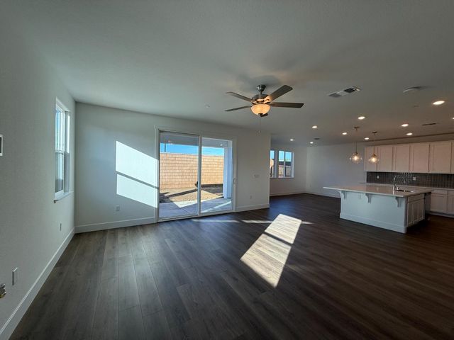 10100 Pixley Ct, Roseville, CA 95747